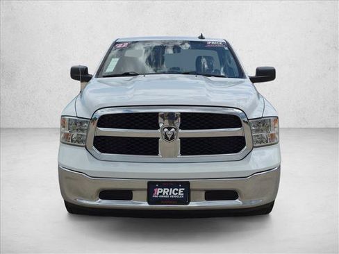 Used 2022 RAM 1500 Classic SLT AWD/4WD image 2