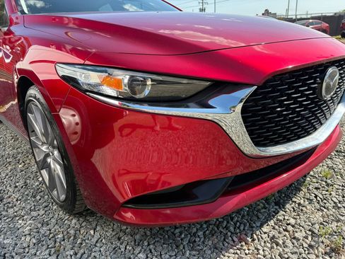 Used 2021 MAZDA MAZDA3 s image 6