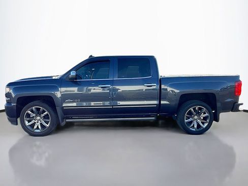 Used 2018 Chevrolet Silverado 1500 LTZ Z71 w/ Centennial Edition image 15