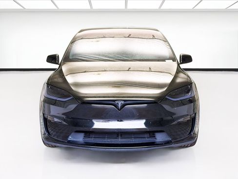 Used 2022 Tesla Model X Plaid image 2