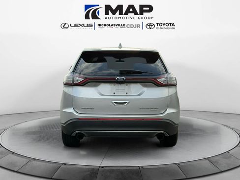 Used 2017 Ford Edge Titanium image 4