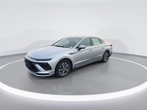 New 2026 Hyundai Sonata Blue image 4