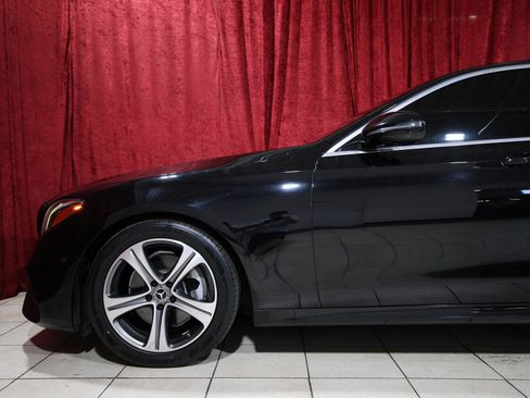 Used 2018 Mercedes-Benz E 300 image 5