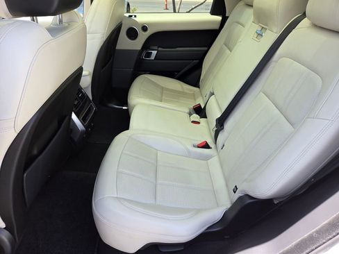 Used 2020 Land Rover Range Rover Sport HSE AWD/4WD image 12