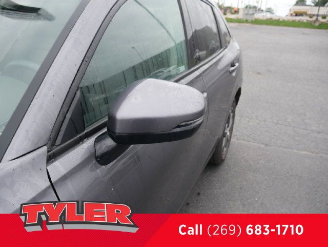 Used 2024 Honda HR-V EX-L image 11