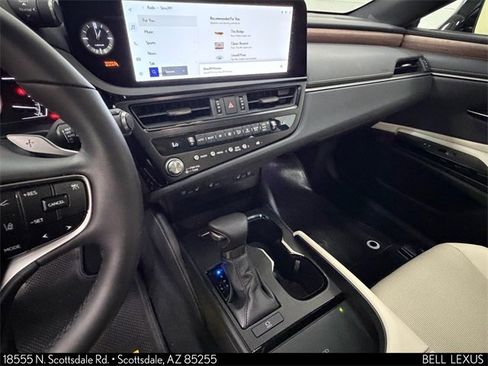 Used 2025 Lexus ES 350 w/ Premium Package image 24