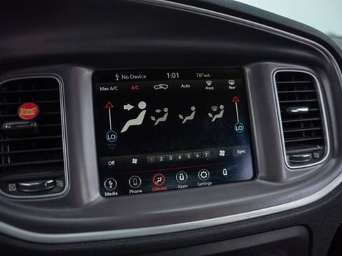 Used 2020 Dodge Charger R/T RWD image 17