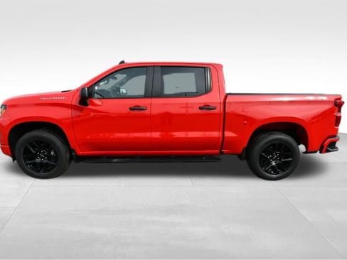 Used 2022 Chevrolet Silverado 1500 Custom AWD/4WD image 4
