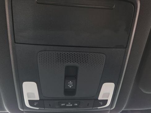 Used 2025 Honda CR-V Sport image 23