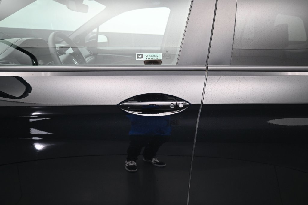Used 2023 Honda Passport EX-L image 15