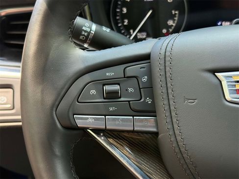 Certified 2025 Cadillac XT6 Premium Luxury w/ Platinum Package image 35