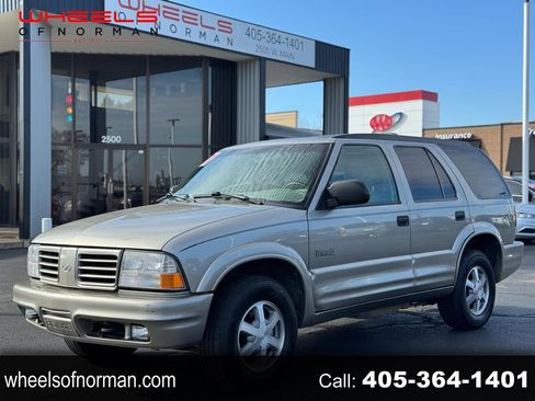 Used 2001 Oldsmobile Bravada AWD image 1