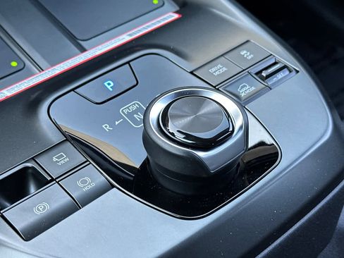 New 2026 Subaru Solterra Limited XT image 24