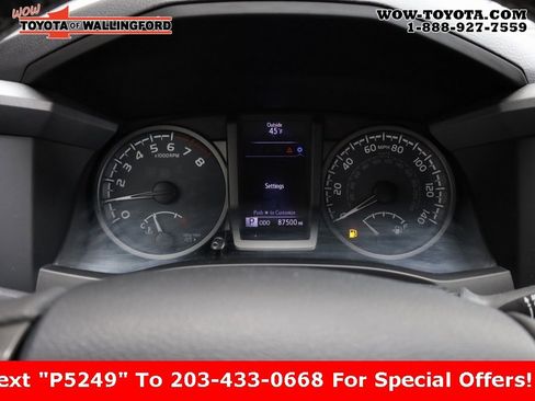 Certified 2017 Toyota Tacoma TRD Sport image 31