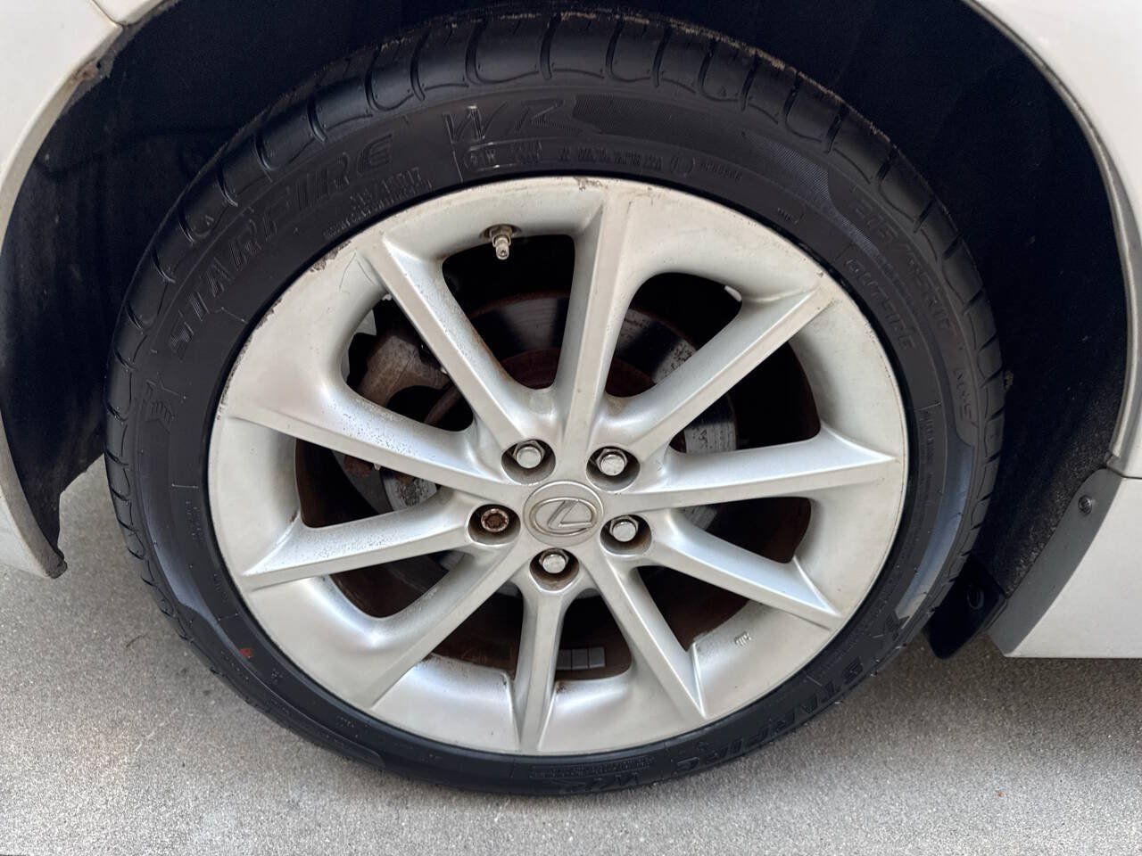 Used 2011 Lexus CT 200h Premium FWD image 24