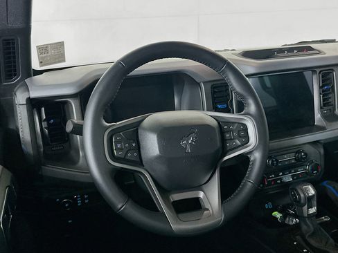 Used 2024 Ford Bronco Black Diamond AWD/4WD image 18