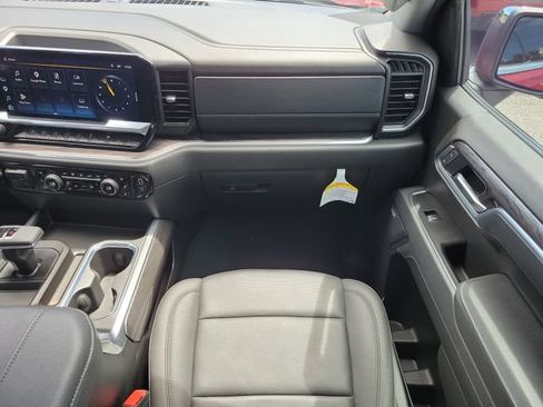 Used 2025 Chevrolet Silverado 1500 LTZ w/ LTZ Premium Package AWD/4WD image 15