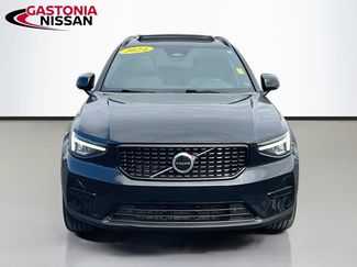 Used 2024 Volvo XC40 B5 Core video 2