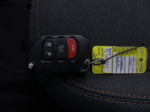 New 2026 Jeep Gladiator Sport image 7