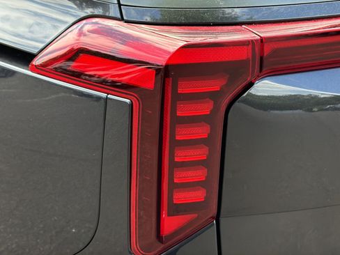 New 2026 Kia Carnival SX Prestige FWD image 18