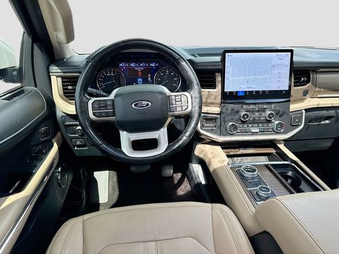Used 2022 Ford Expedition Max Limited AWD/4WD image 25
