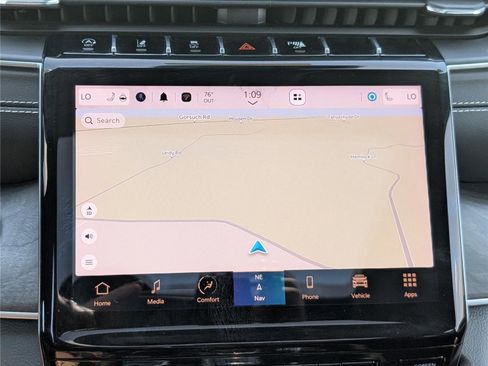 Used 2023 Jeep Grand Cherokee L Limited AWD/4WD image 32