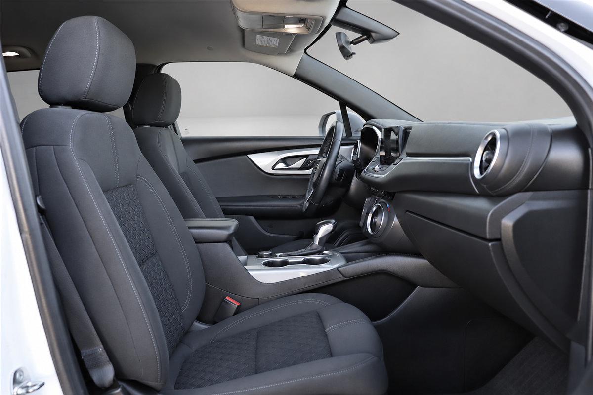 Used 2020 Chevrolet Blazer LT w/ LPO, Floor Liner Package FWD image 21