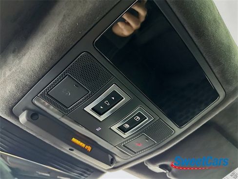 Used 2025 Jaguar F-PACE R-Dynamic S image 36