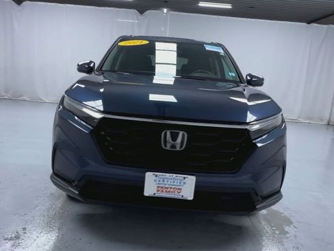 Used 2023 Honda CR-V EX image 3