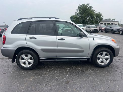 Used 2004 Toyota RAV4 4WD image 8