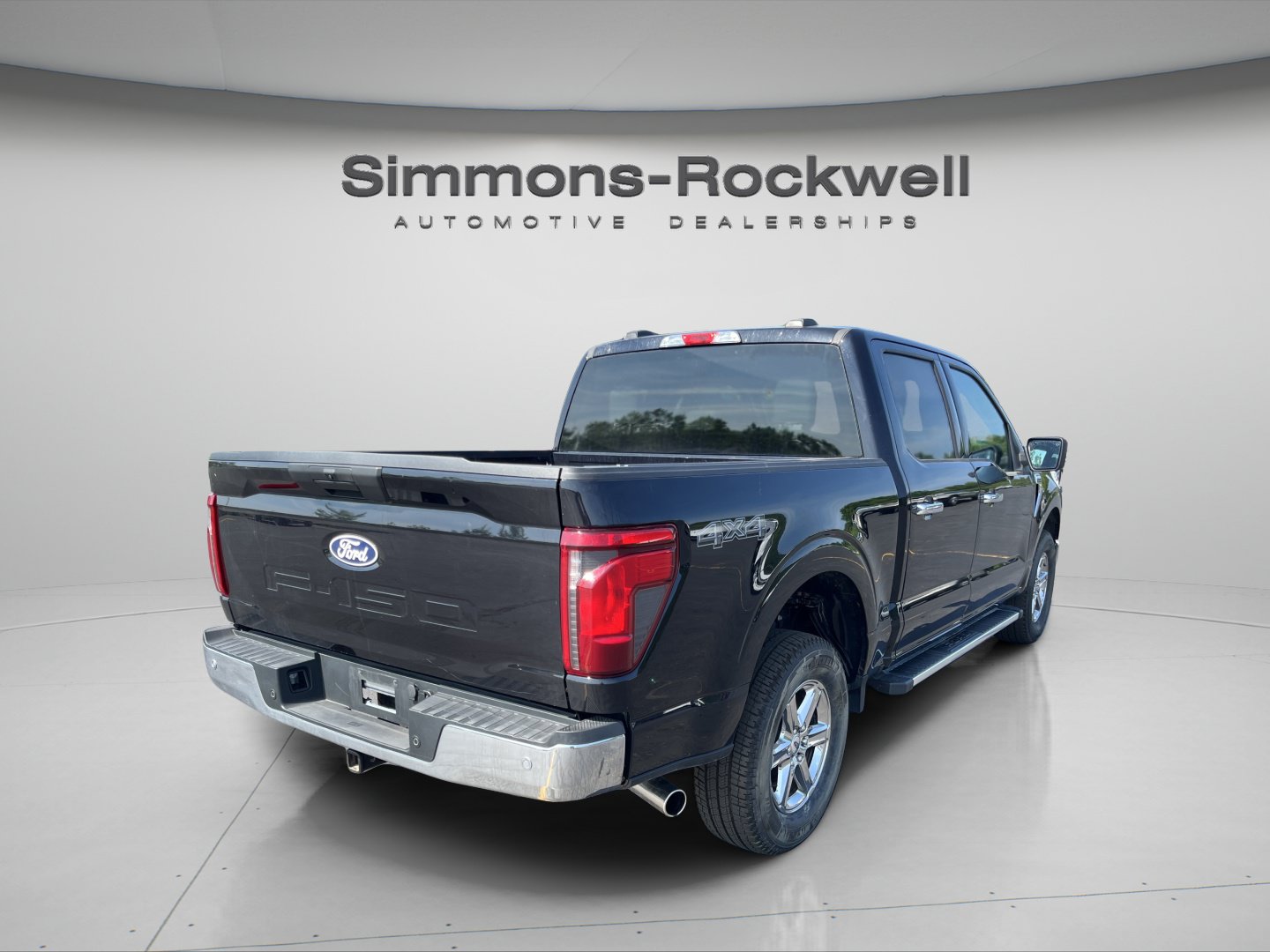 Used 2025 Ford F150 XLT w/ Equipment Group 301A Standard AWD/4WD image 5
