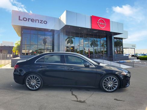 Used 2019 Mercedes-Benz A 220 image 4