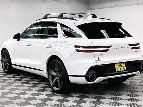Used 2024 Genesis GV70 3.5T Sport w/ Sport Prestige Package image 3