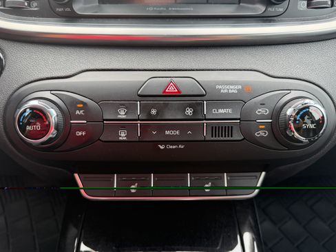 Used 2017 Kia Sorento EX FWD image 14