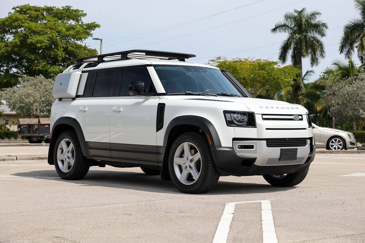 Used 2022 Land Rover Defender 110 SE AWD/4WD image 1