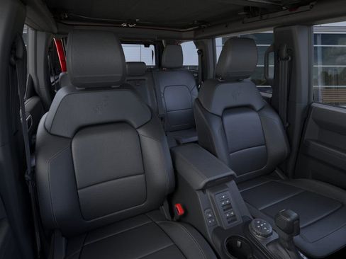 New 2025 Ford Bronco Badlands image 10