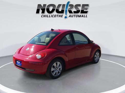 Used 2009 Volkswagen Beetle S FWD image 8