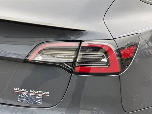Used 2022 Tesla Model 3 Performance image 45