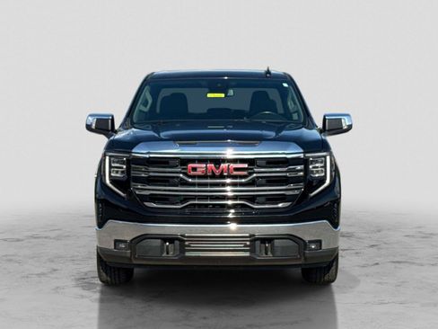 Used 2025 GMC Sierra 1500 SLT AWD/4WD image 2