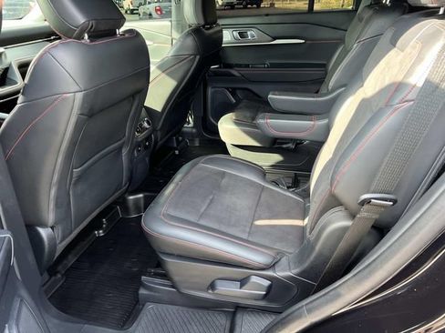 Certified 2025 Ford Explorer ST AWD/4WD image 13