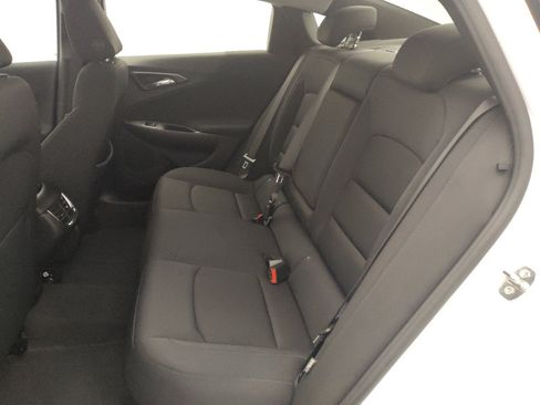 Used 2024 Chevrolet Malibu LT FWD image 18