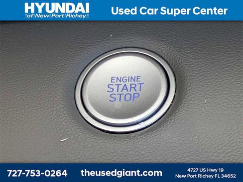 Used 2023 Hyundai Elantra SEL w/ Preferred Accessory Package image 29
