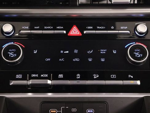 Certified 2024 Hyundai Santa Fe XRT image 46