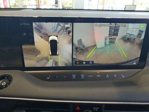 New 2026 Nissan Leaf Platinum+ image 18