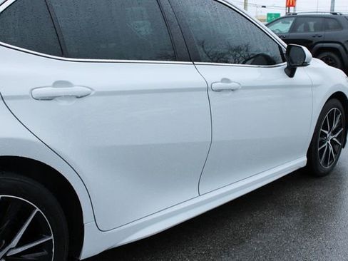 Used 2022 Toyota Camry SE image 45