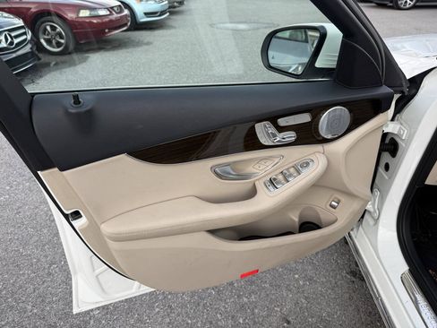 Used 2016 Mercedes-Benz C 300 4MATIC Sedan w/ Multimedia Package image 10