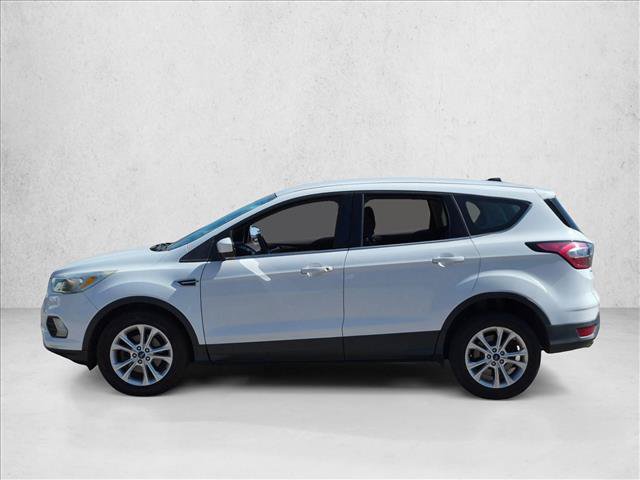 Used 2017 Ford Escape SE FWD image 8