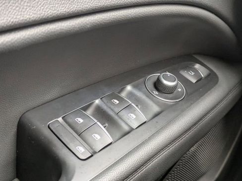 Used 2024 Alfa Romeo Stelvio Veloce image 31