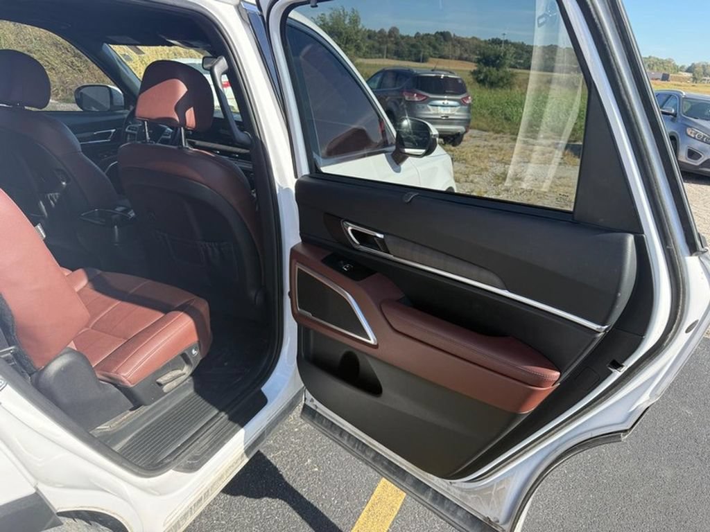 Used 2023 Kia Telluride EX FWD image 21