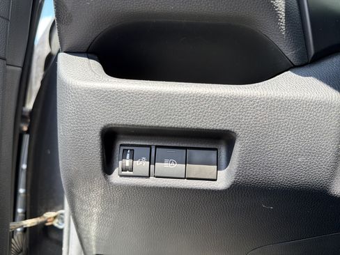Used 2023 Toyota RAV4 XLE AWD/4WD image 14